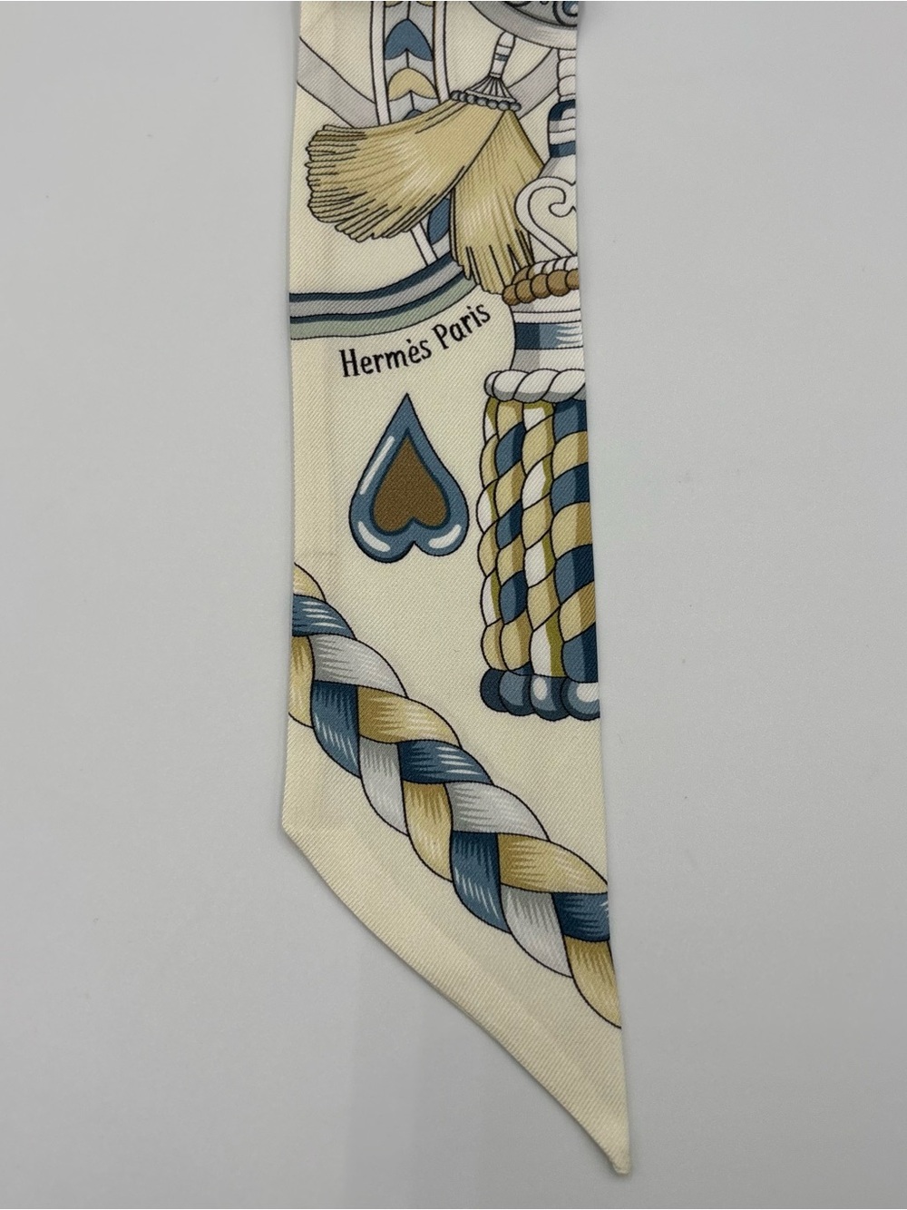 Hermès Twilly Harnais de Coeur Creme Bleu Jean Scarf Ribbon Hair Tie Bag - Picture 4 of 6
